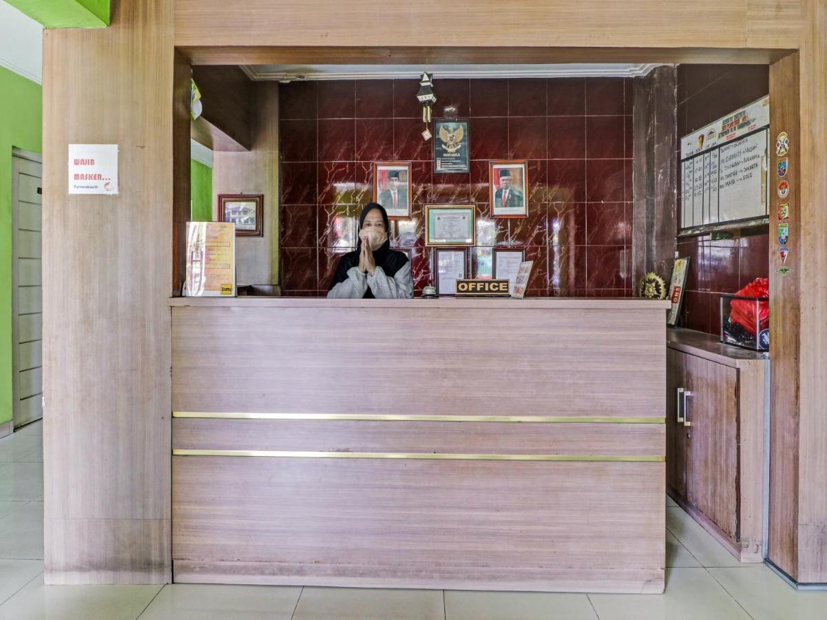 Spot On 90632 Hotel Pelangi Indah Paskal Бандунг Екстер'єр фото